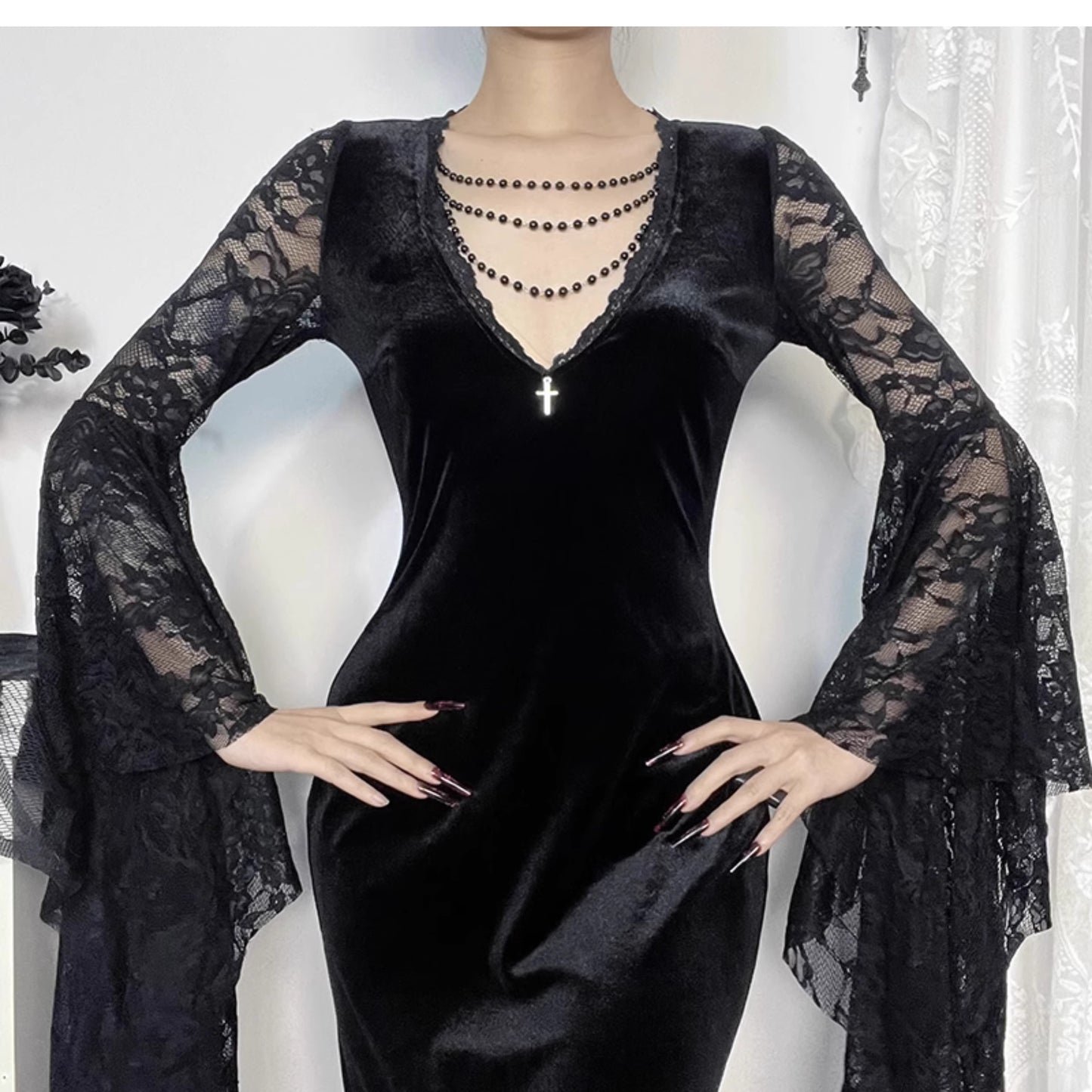 Gothic Batwing Sleeves Lace Dress (DR04)